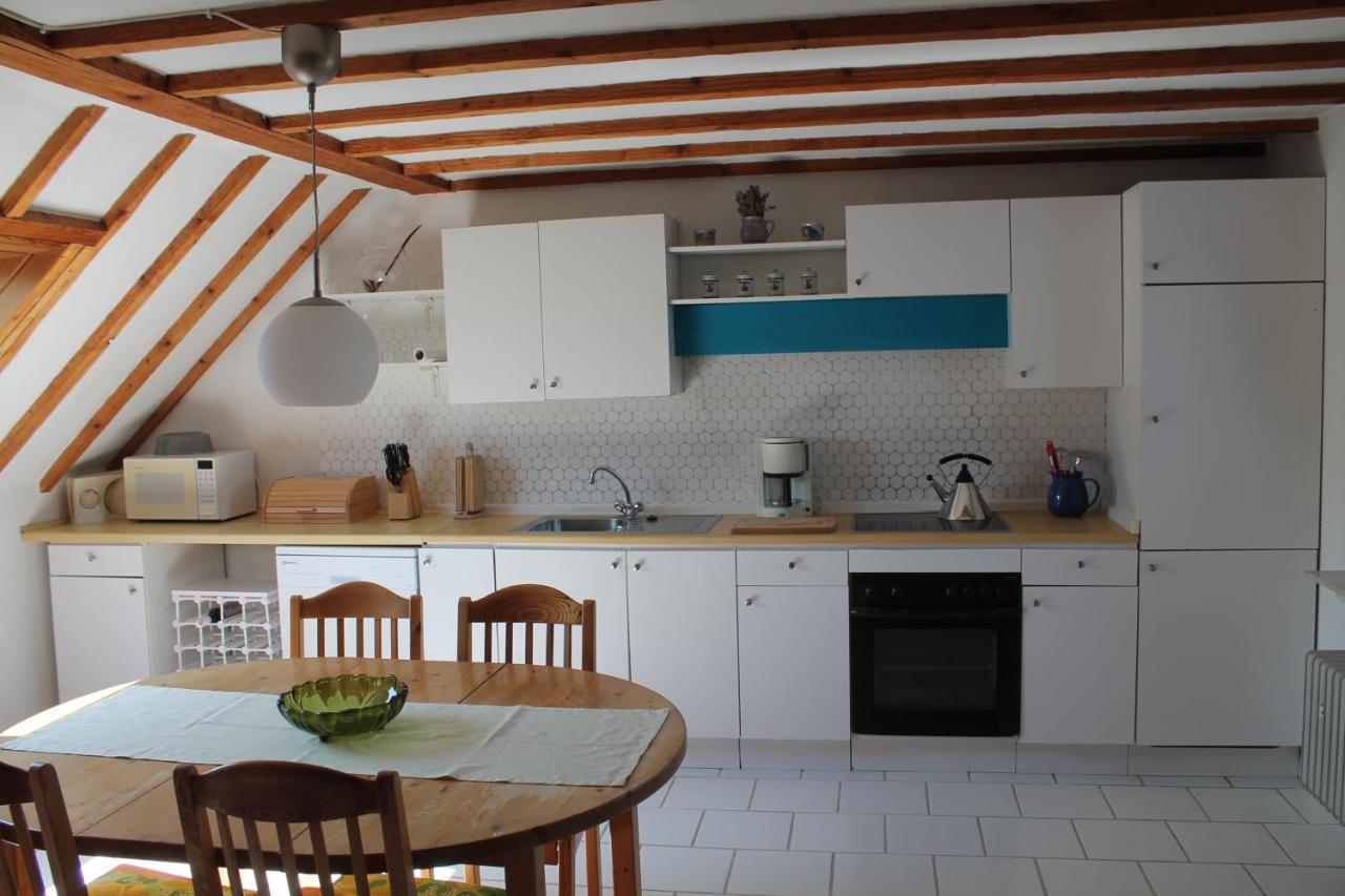 Ferienwohnung Im Galerie-Haus Urbar  Екстериор снимка